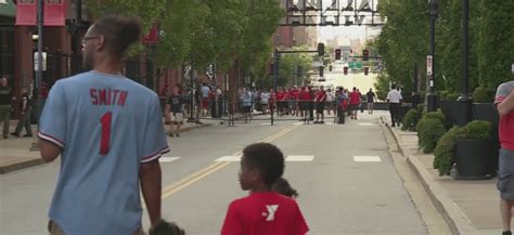 Cardinals fans heat up as the temperatures cool down